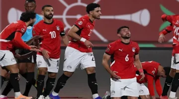 تعليق طريف.. حساب الدوري الإنجليزي يسخر من مواجهة مصر وجنوب أفريقيا